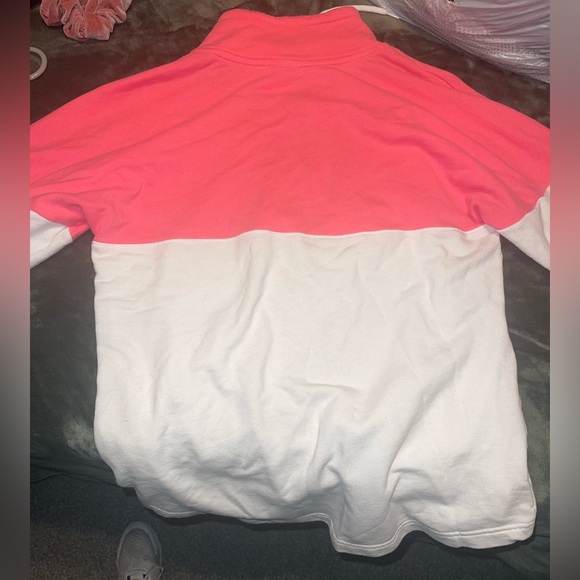 Victoria’s Secret Pink Fleece Pullover-Size Medium - Picture 2 of 3